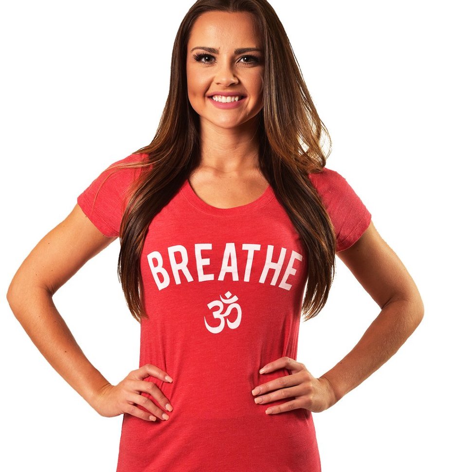 Футболка женская Breathe Red, Funky Yoga